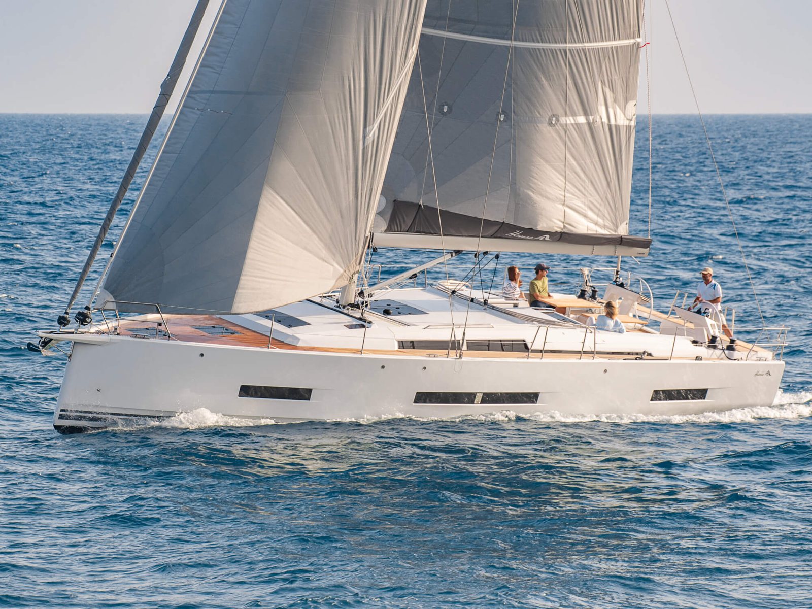Hanse 510: большая парусная яхта для небольшой команды Hanse 510