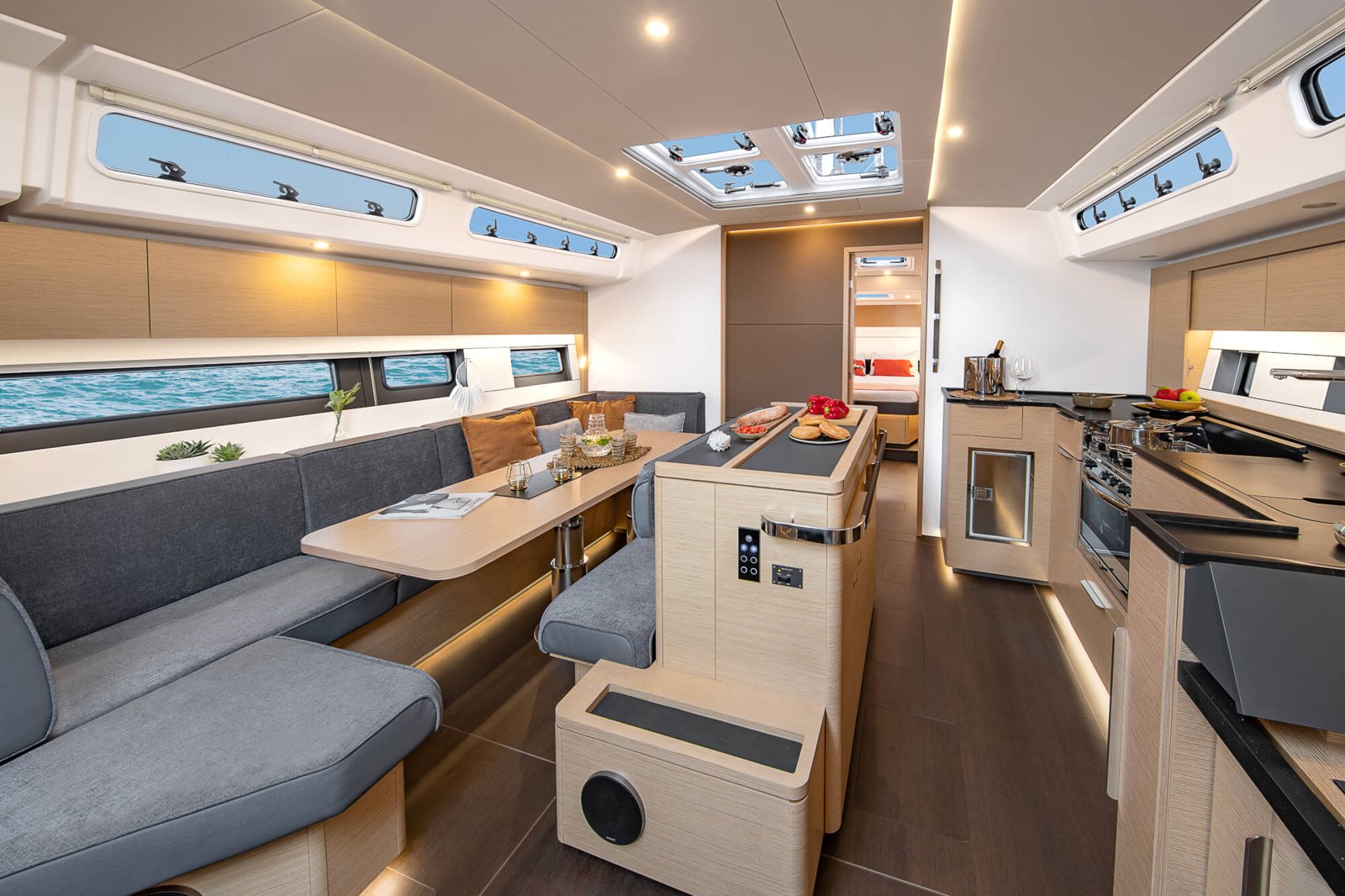 Hanse 510: большая парусная яхта для небольшой команды Hanse 510