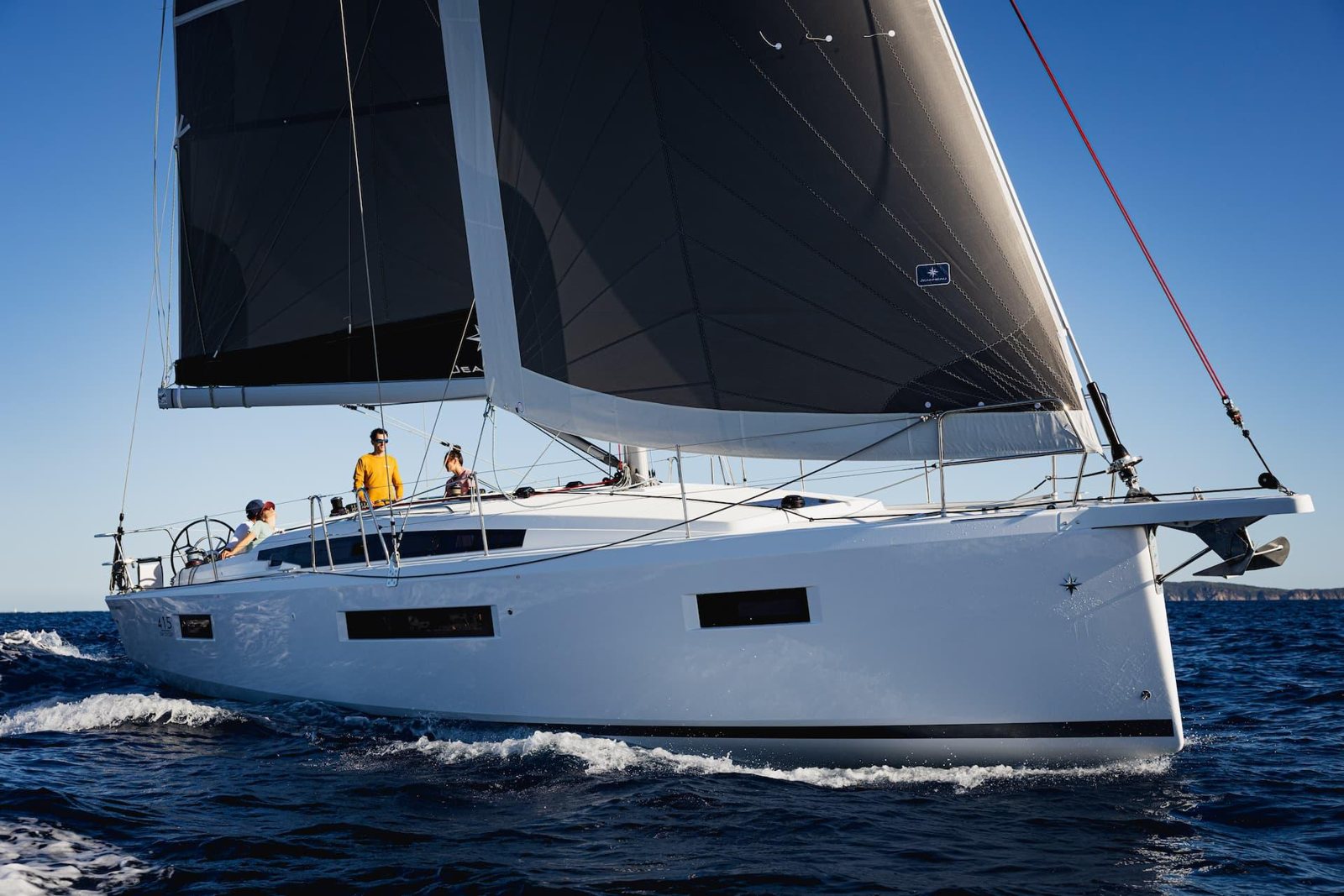 Jeanneau Sun Odyssey 415: один корпус, четыре парусных сценария Jeanneau Sun Odyssey 415