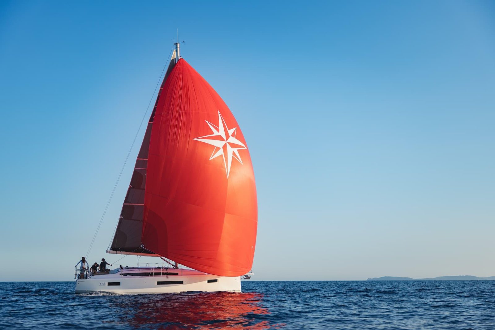 Jeanneau Sun Odyssey 415: один корпус, четыре парусных сценария Jeanneau Sun Odyssey 415