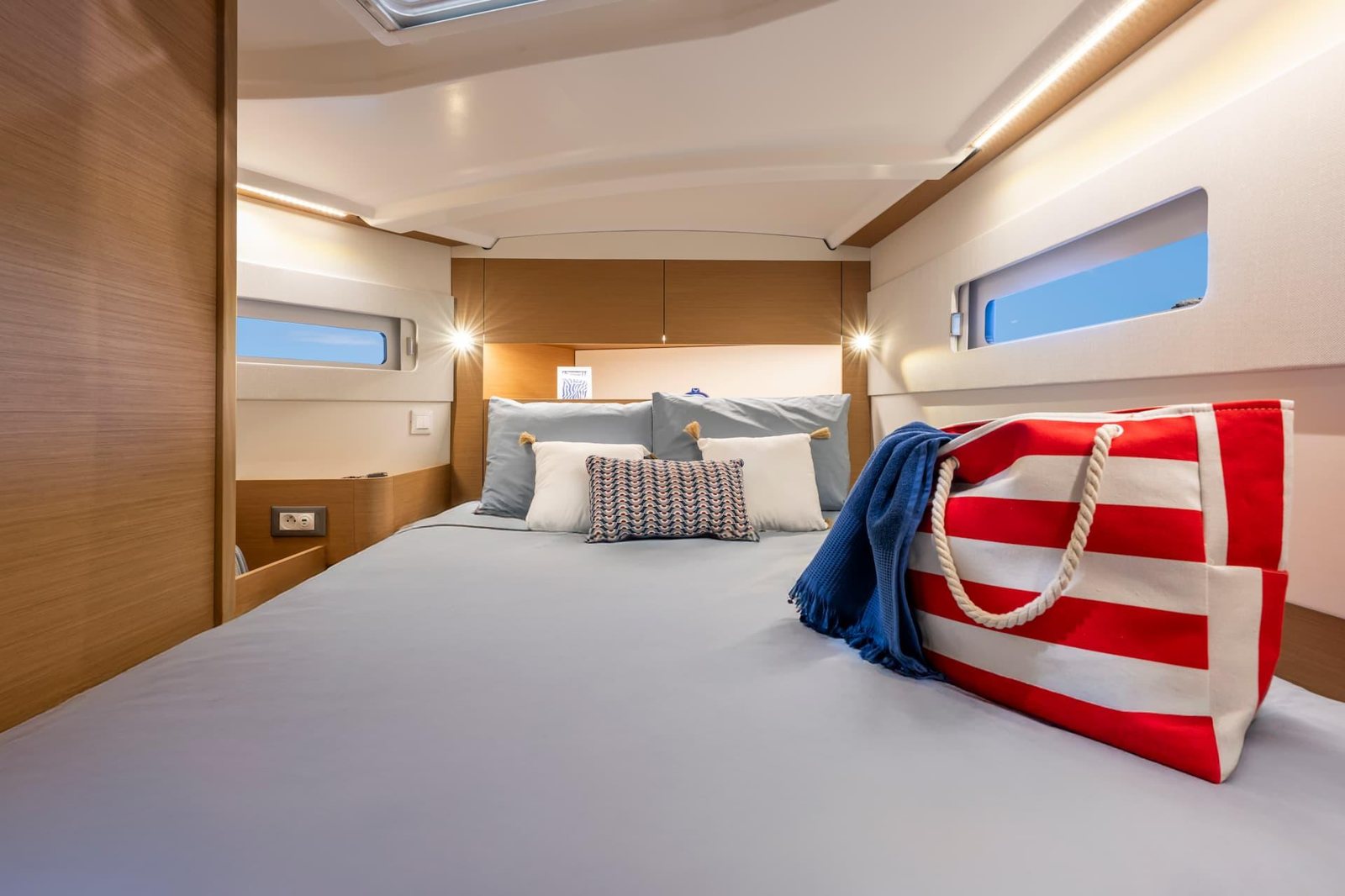Jeanneau Sun Odyssey 415: один корпус, четыре парусных сценария Jeanneau Sun Odyssey 415