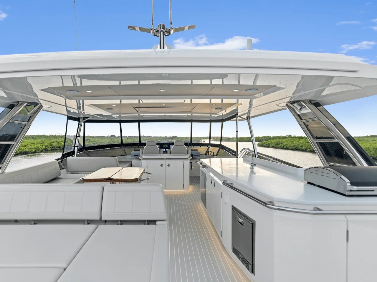 Aquila 50 Yacht