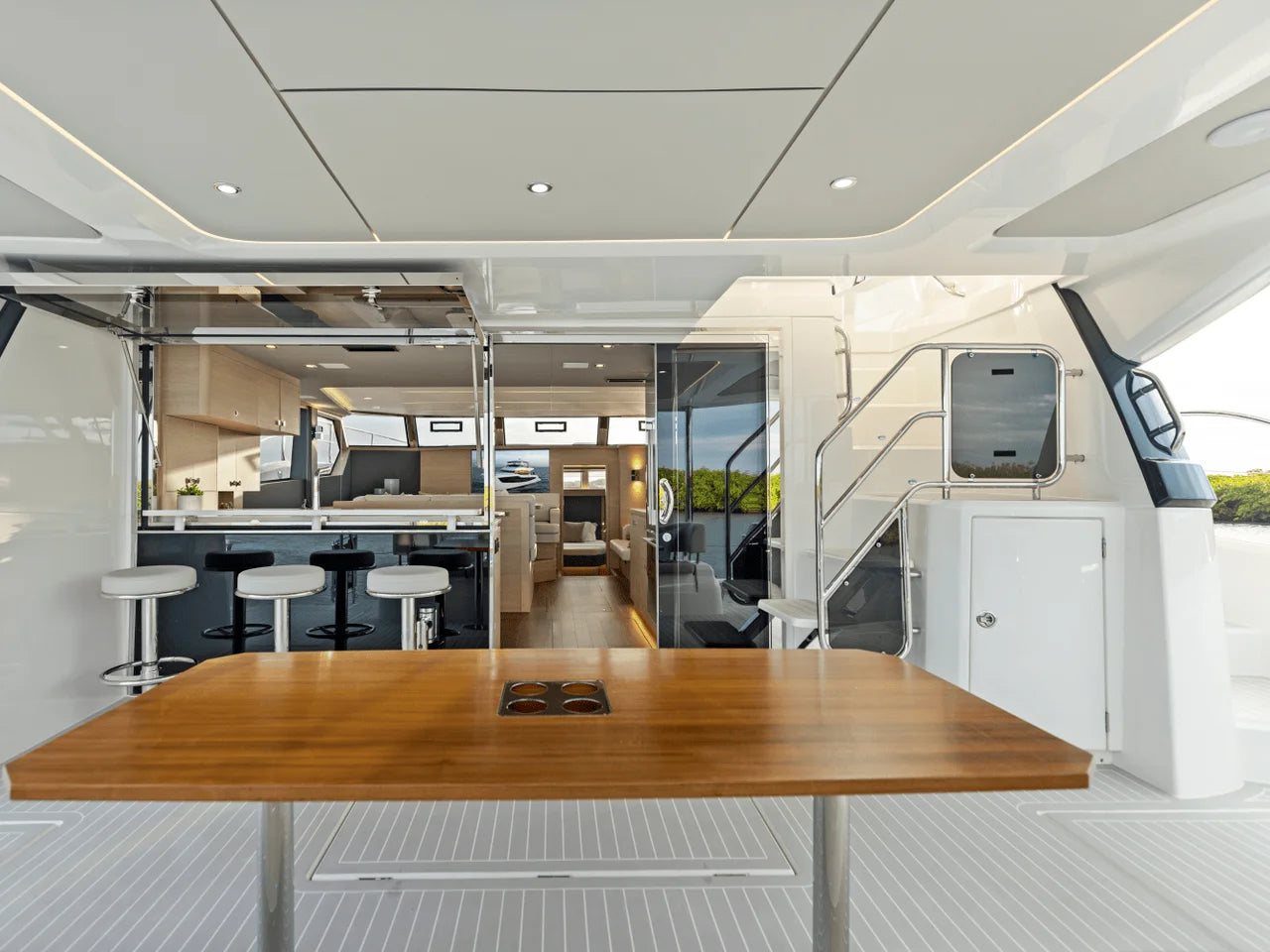 Aquila 50 Yacht