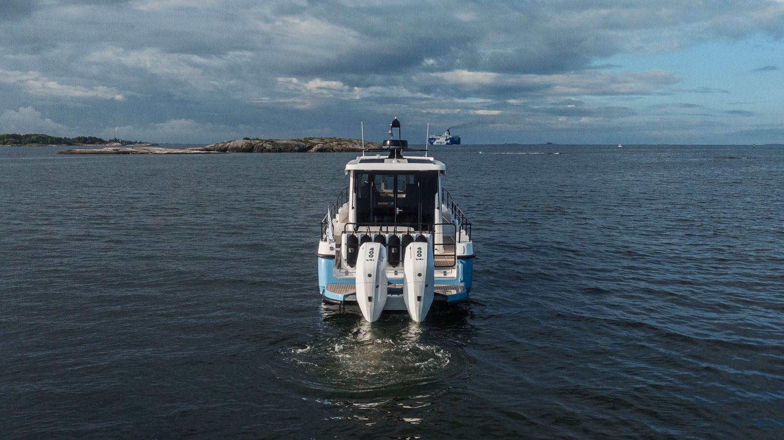 Nord Star 33+ Outboard: зачем закрытому круизеру два подвесных V10 Nord Star 33+ Outboard
