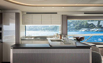 04-gallery-interno-galley-03-yacht-navetta66