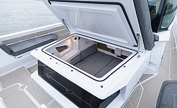 05_Aft_Cabin_кормовая_каюта_открытая
