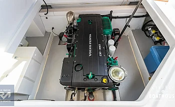 20-engine-room