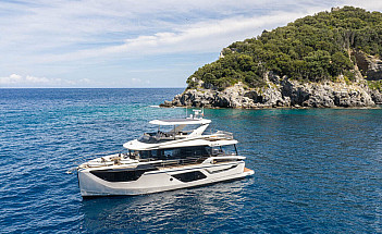 03-gallery-esterni-yacht-navetta58-01-1000x667
