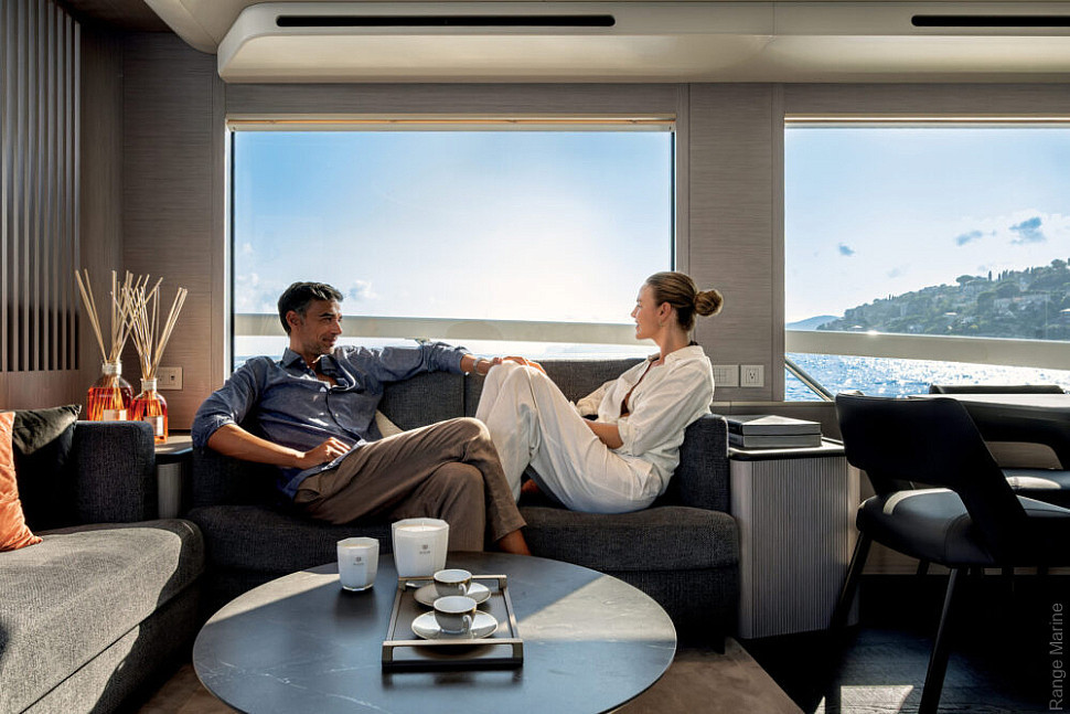 Absolute Navetta 66 — Детали интерьера