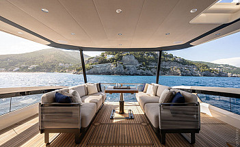 03-gallery-esterni-yacht-navetta58-05-1000x667