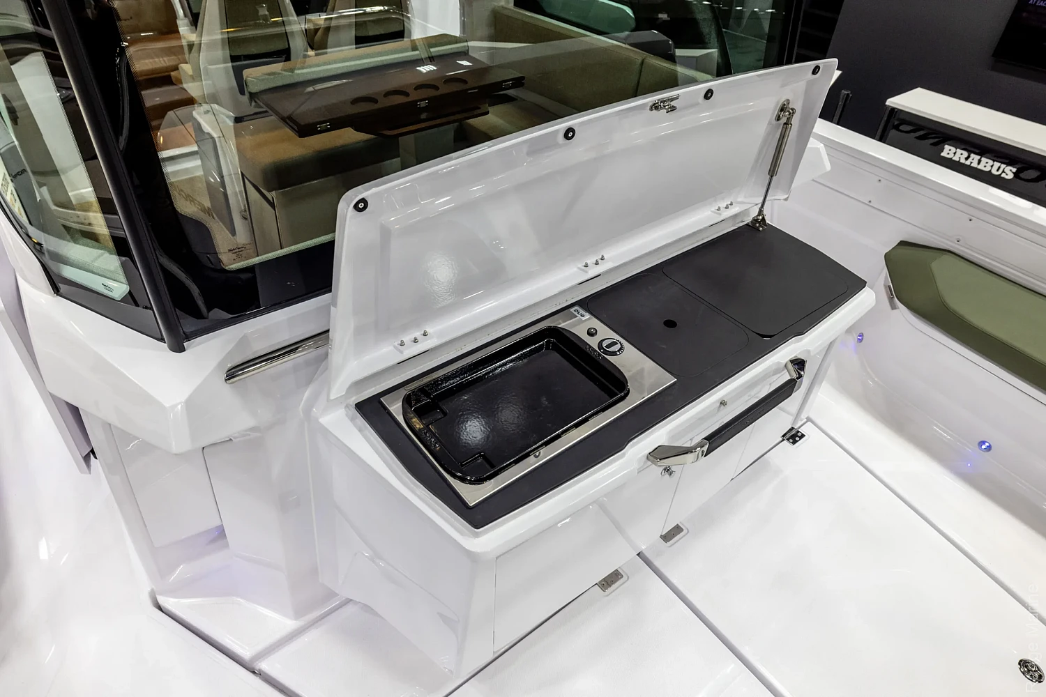 Axopar 38 XC Cross Cabin - Вет бар на корме