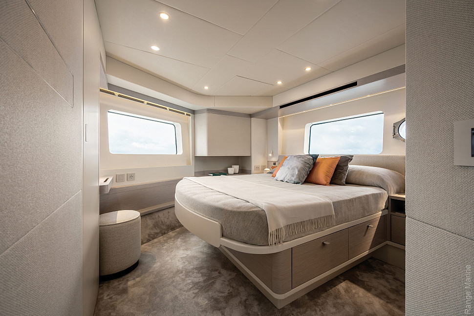 Absolute Navetta 50 — Каюта владельца