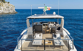 03-gallery-esterni-yacht-navetta58-07-1000x667