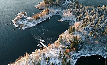 axopar-38-xc-cross-cabin-g05-scenic-aerial