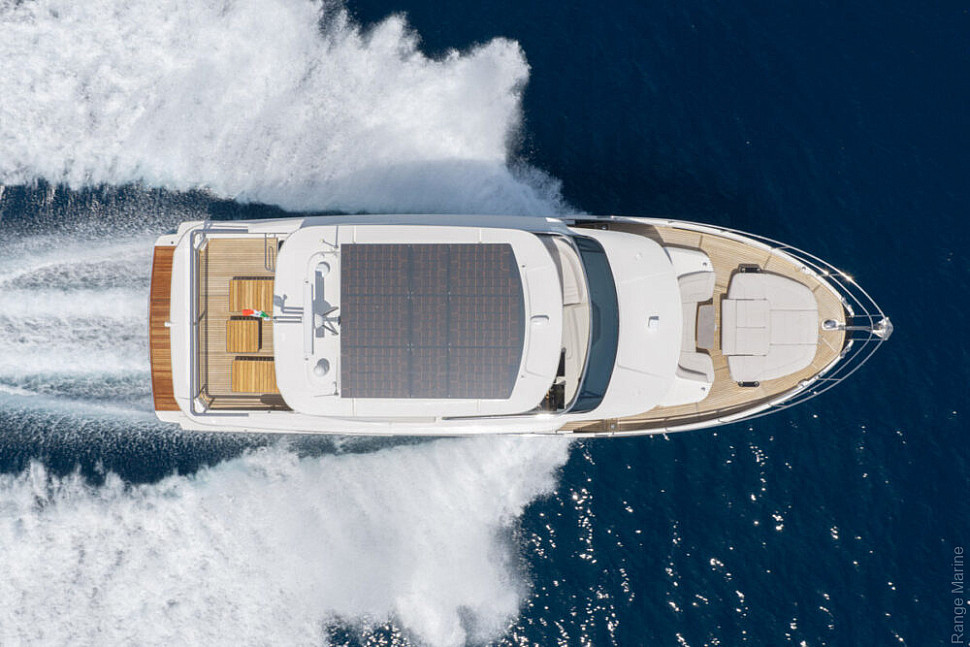 Absolute Navetta 58 — Экстерьер
