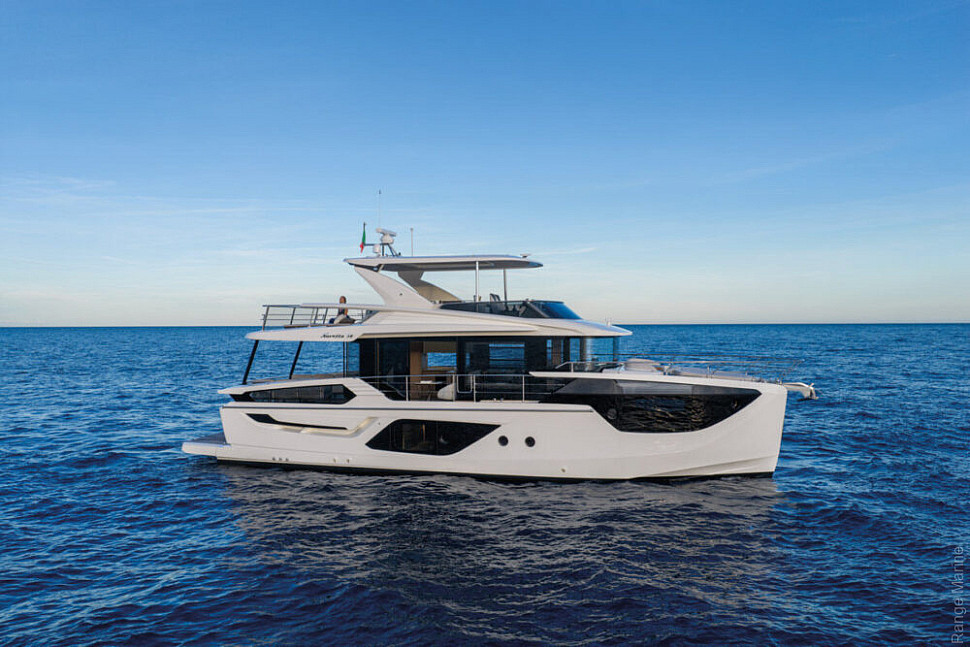 Absolute Navetta 58 — Экстерьер