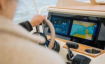 axe-25-a02-editorial-photo-src015