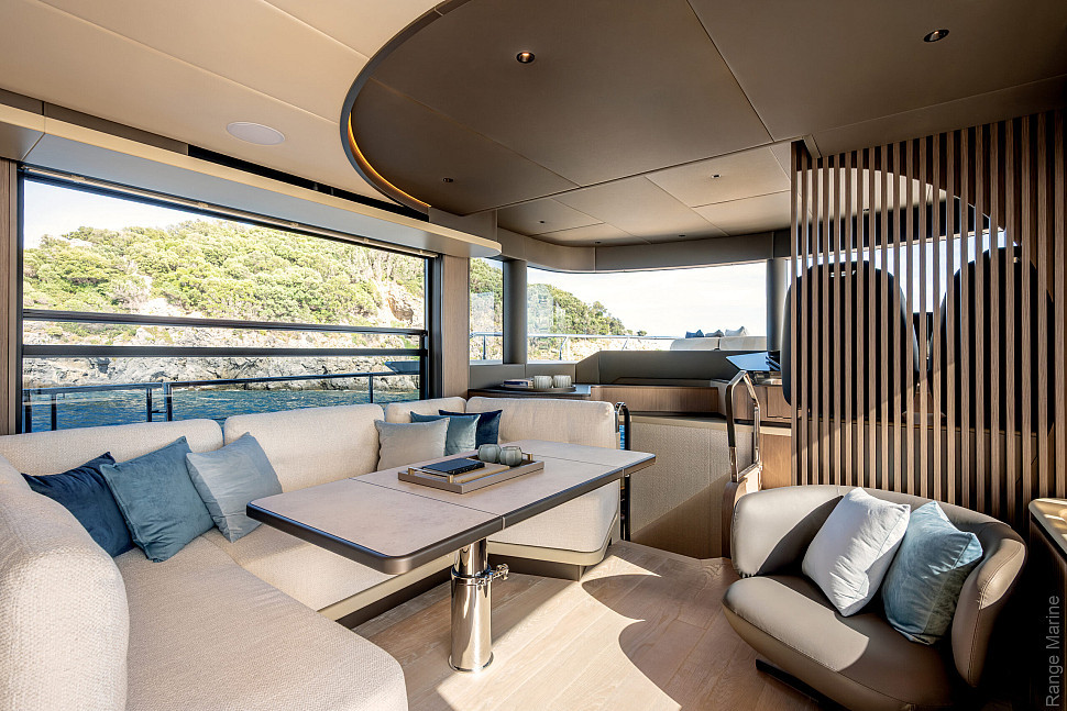 Absolute Navetta 58 — Салон