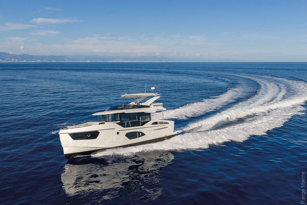 03-gallery-esterni-yacht-navetta50-04