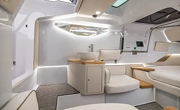 axopar-37-spyder-g12-cabin-galley