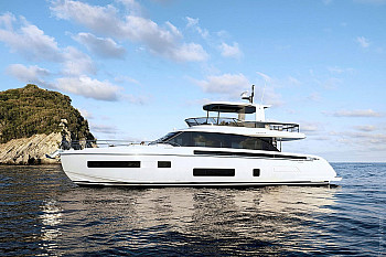 Azimut Fly 70, фото 1 Azimut: Azimut Fly 70, фото 1