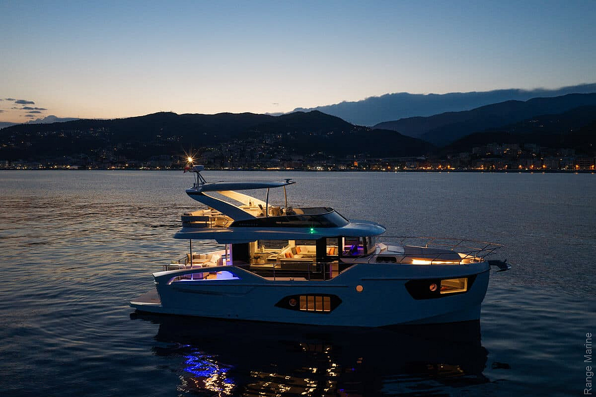 03-gallery-esterni-yacht-navetta50-08
