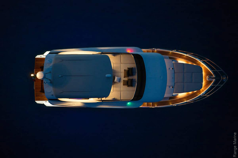 Absolute Navetta 50 — Экстерьер