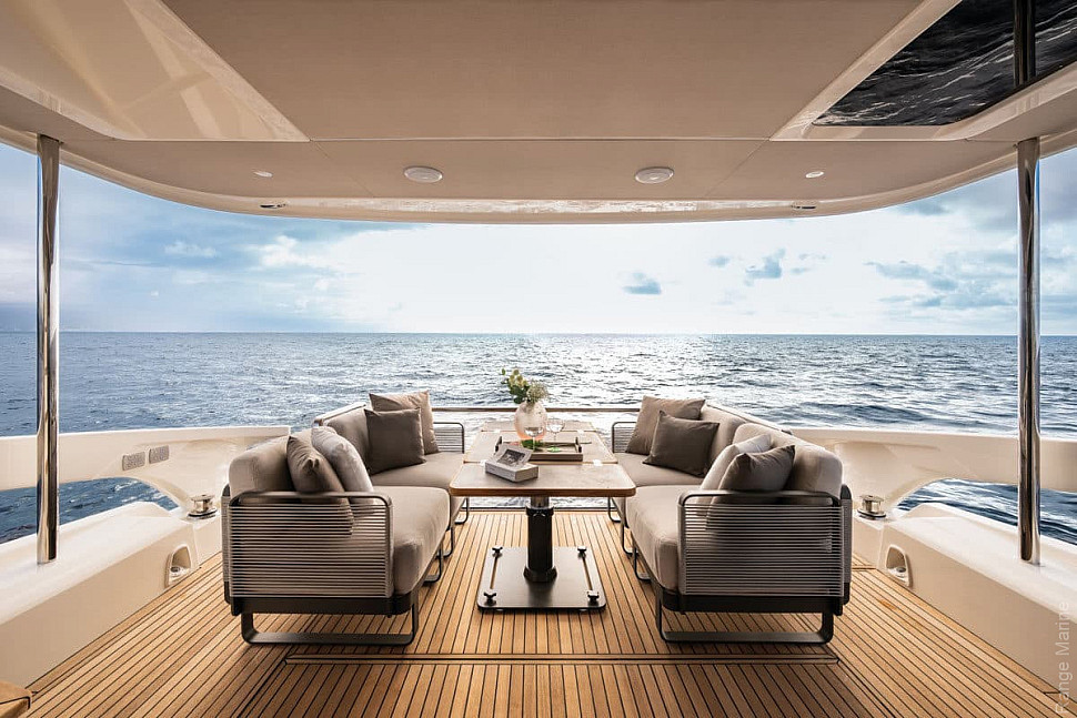 Absolute Navetta 50 — Экстерьер