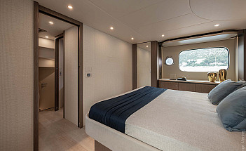 04-gallery-interno-vip-cabin-02-yacht-navetta58 (1)