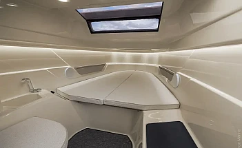 axe-25-g10-cabin-berth