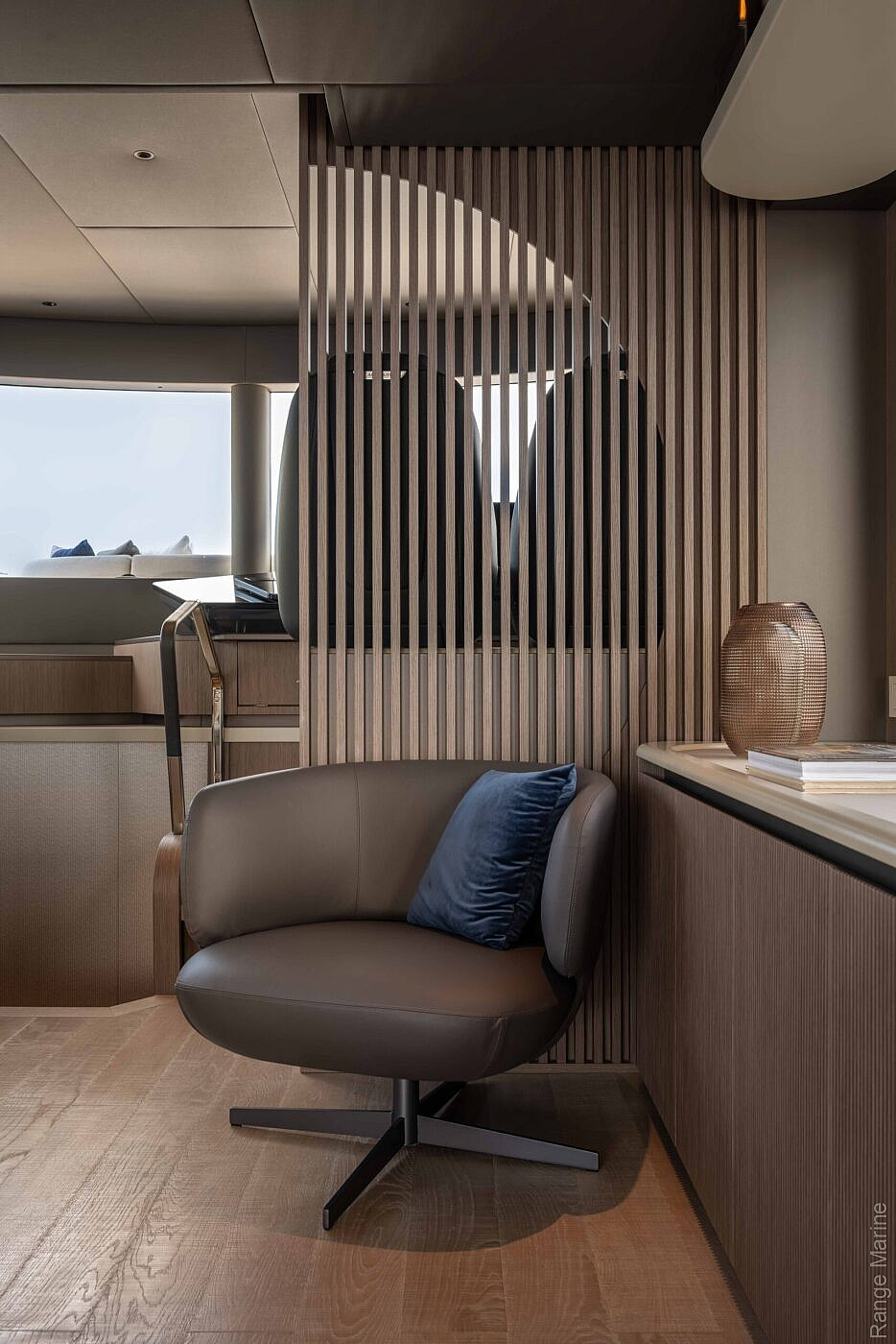 Absolute Navetta 58 — Детали интерьера