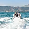 axopar-25-cross-bow-g04-stern-running