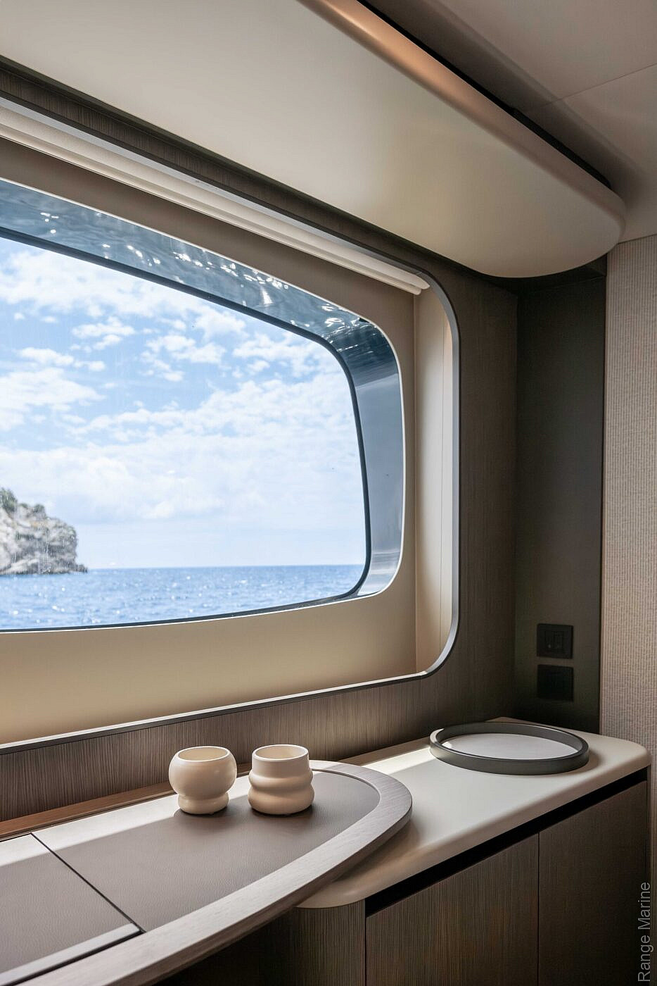 Absolute Navetta 58 — Детали интерьера