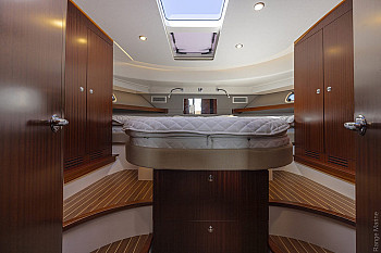 Nimbus 405 Flybridge: главная каюта Nimbus: Nimbus 405 Flybridge: главная каюта
