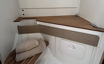 oceanis-47-interior-10