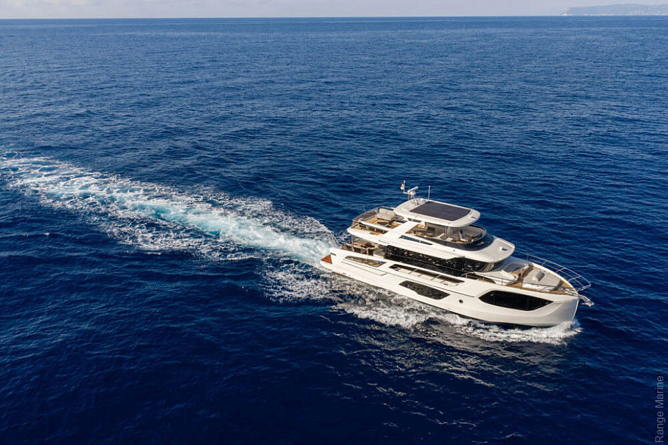 Absolute Navetta 66 — Экстерьер