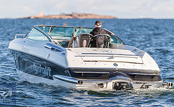 02-exterior-stern-water
