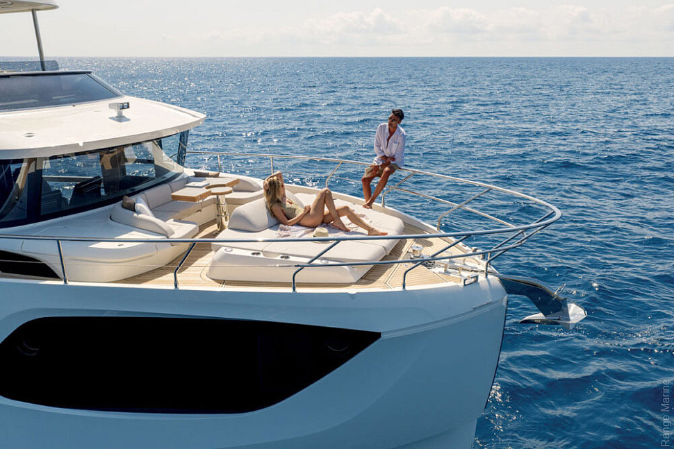 Absolute Navetta 66 — Экстерьер