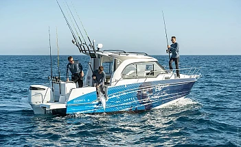 antares8-fishing-catch.jpg