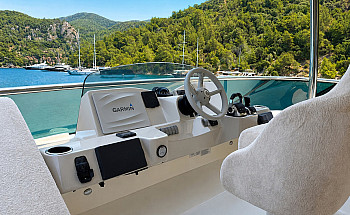 Absolute Navetta 48