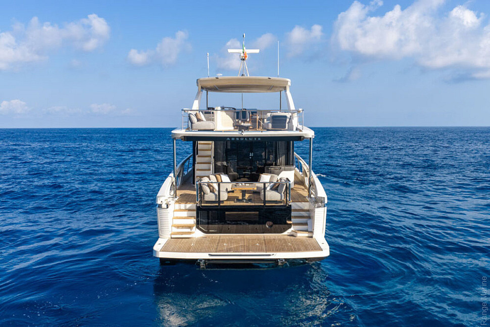 Absolute Navetta 66 — Экстерьер