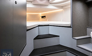 12-cabin-entry