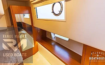 12-cabin-corridor