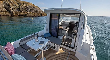 Beneteau: Beneteau Antares 8, фото 8