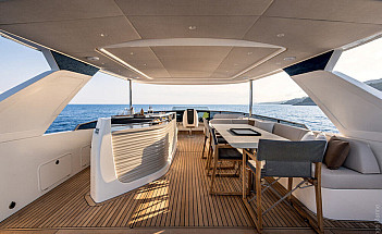03-gallery-esterni-yacht-navetta66-16-1000x667