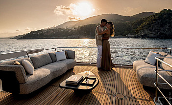 03-gallery-esterni-yacht-navetta66-17-1000x667