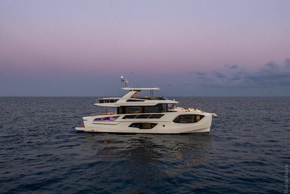 Absolute Navetta 66 — Экстерьер