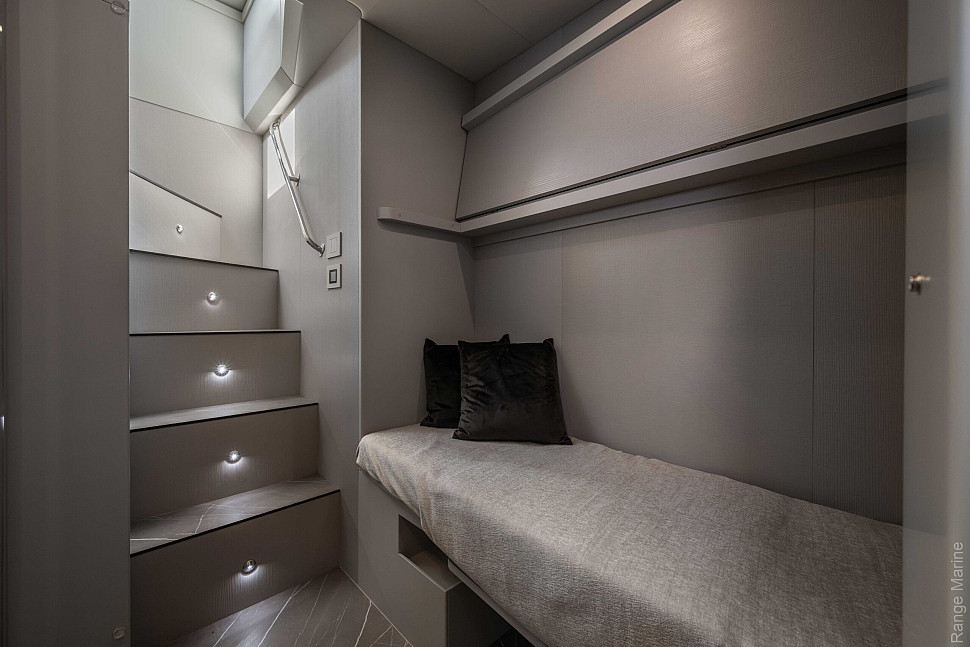 Absolute Navetta 66 — Каюта экипажа