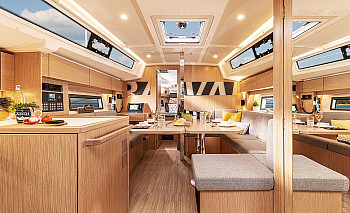 Bavaria C-LINE: Bavaria C38: камбуз и салон, другой ракурс